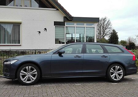 Volvo V90 D4 Geartronic Momentum