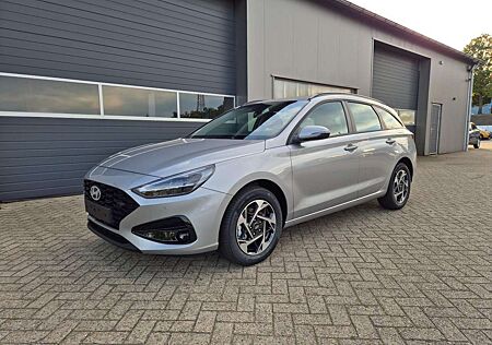 Hyundai i30 Kombi 1.5 T-GDI 95PS Sitzheizung Lenkradheizun...