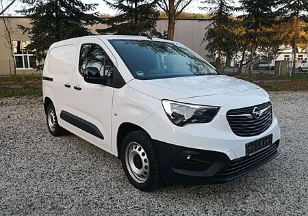 Opel Combo E Cargo 3 Sitze,Navi,Kamera,DAB,wie neu!