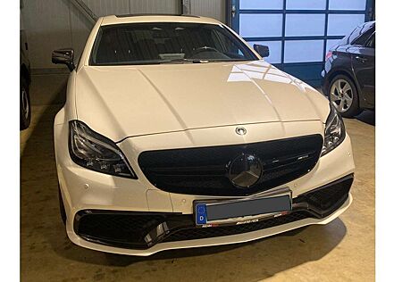 Mercedes-Benz CLS 63 AMG CLS Shooting Brake 63 AMG S 4Matic AMG SPEEDSH MCT