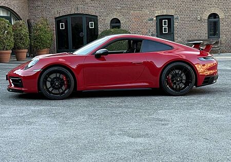 Porsche 992 911 Carrera 4 GTS AEROKIT*LIFT*PDCC*H-LENKUNG*CARB