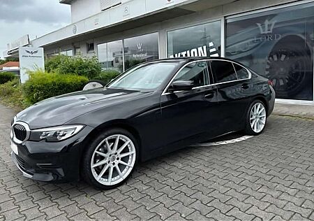 BMW 320i 320 Aut. Advantage 19 Zoll Navi LED