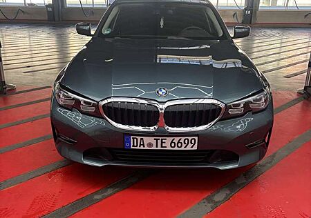 BMW 320i 320 Aut.