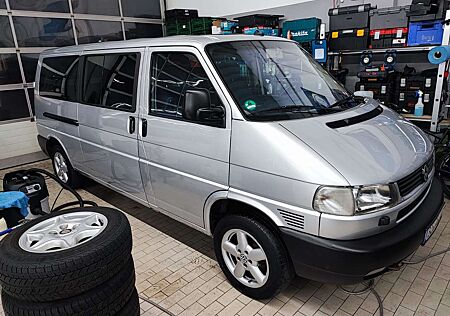 VW T4 Caravelle Volkswagen Caravelle T4 7DK 2R3 Autm.
