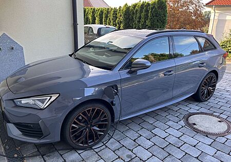 Cupra Leon Sportstourer 1.4 e-Hybrid (180 kW System)