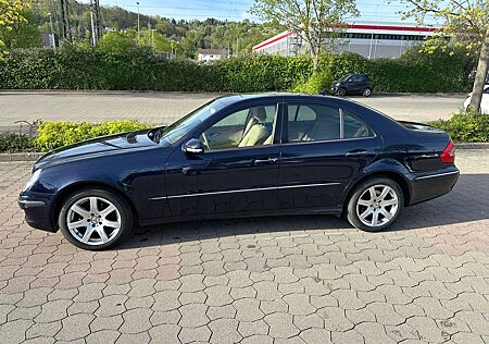 Mercedes-Benz E 350 4Matic Automatik Elegance