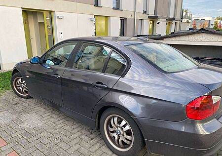 BMW 320d 320 DPF Aut.