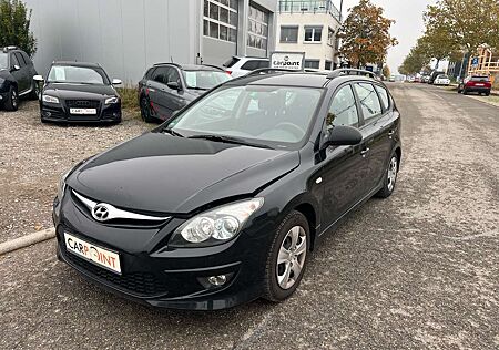 Hyundai i30 **1,6CRDi*Klima*TÜV*8xALU*Technisch Gut*