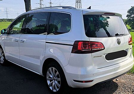 VW Sharan Volkswagen Diesel 2.0 TDI DSG (BlueMotion Technology)