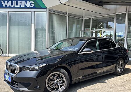 BMW 520 d 1. Hd LEDER LED HUD NAVI bhz. LENKRAD STHZ