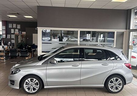 Mercedes-Benz B 200 Urban Aut T-Leder Navi Kamera nur 26.320km
