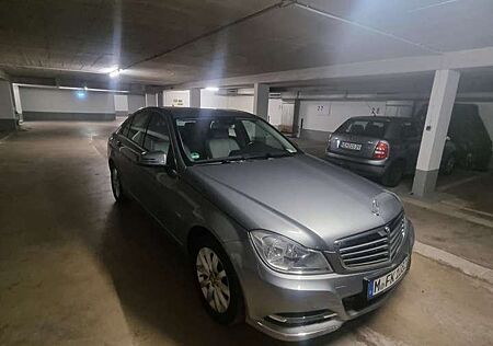 Mercedes-Benz C 200 CGI BlueEfficiency (204.048)