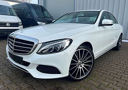 Mercedes-Benz C 200 7G TRONIC EXCLUSIVE 1.HAND NAVI LED