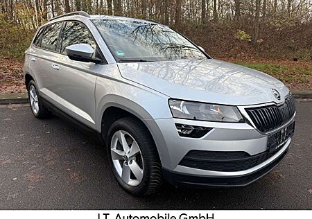 Skoda Karoq Ambition,Klimaanlage,Navi,erstehand,E6