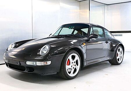 Porsche 993 Carrera 4S Coupé