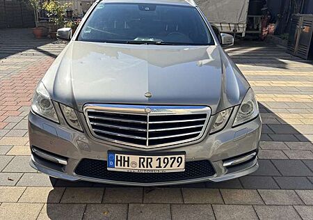 Mercedes-Benz E 350 T CDI DPF 4Matic BlueEFFICIENCY 7G-TRONIC Avantgar