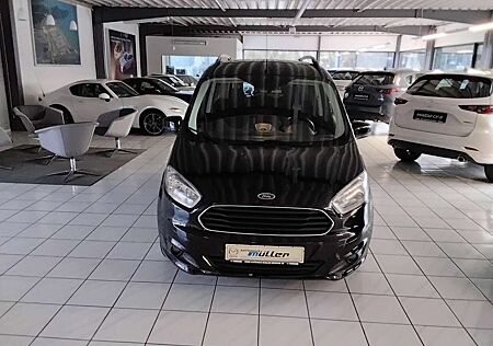 Ford Tourneo Courier Titanium