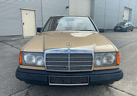 Mercedes-Benz E 230 *Oldtimer H-Zulassung*Automatik*