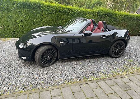 Mazda MX-5 SKYACTIV-G 2.0 100th Anniversary