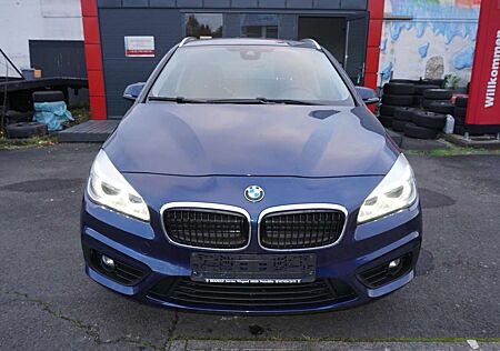 BMW 218 i, 1 Jahr TÜV, Klimaautomatik, 8 bereift