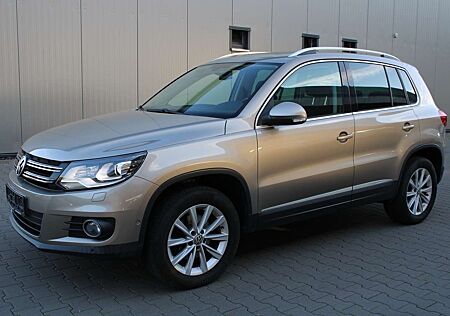 VW Tiguan Volkswagen Sport 2.0 TDI Allrad Aus 1. Hand