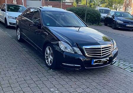 Mercedes-Benz E 250 CGI BlueEfficiency (212.047)