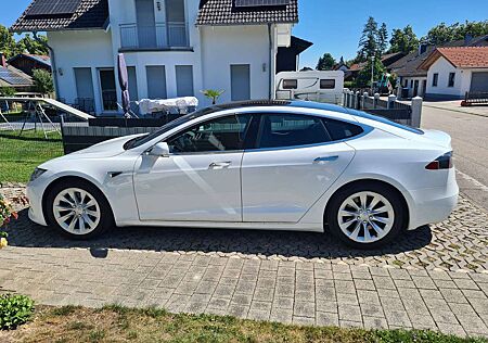 Tesla Model S Model S Maximale Reichweite