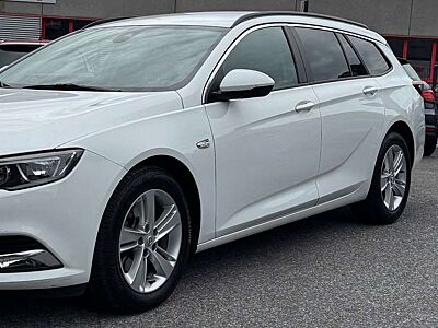 Opel Insignia B ST Business Edition AUT+SHZ+BT+RK+AHK