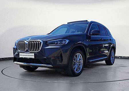 BMW X3 xDrive30e AT Aut. Panorama Klimaaut. HIFI Gla