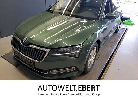 Skoda Superb Combi 2.0 TDI DSG 4x4/AHK/PANO/360°/ACC/