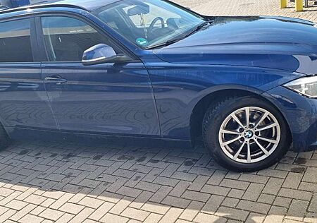 BMW 318d 318 Touring Aut. Advantage