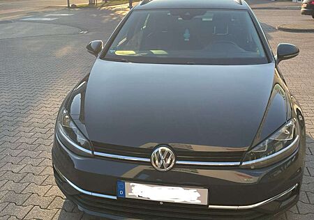 VW Golf Variant Volkswagen Golf+Variant+1.6+TDI+SCR+DSG+Comfortline