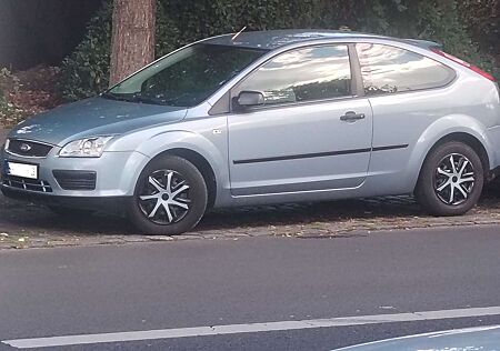 Ford Focus 1.6 16V Ambiente