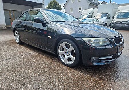 BMW 320 d Coupe +AUTOMATIK+LEDER+NAVI+2.HD+