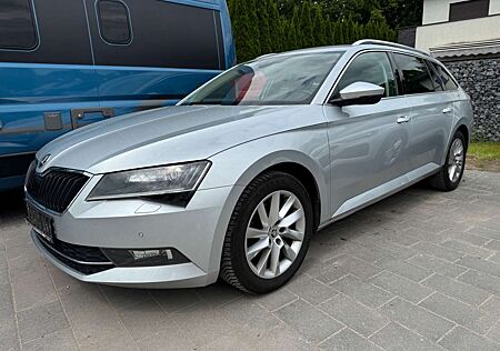 Skoda Superb Combi Style