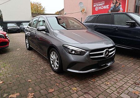 Mercedes-Benz B 220 4Matic/Panorama/Leder/ 360° Kamera/LED