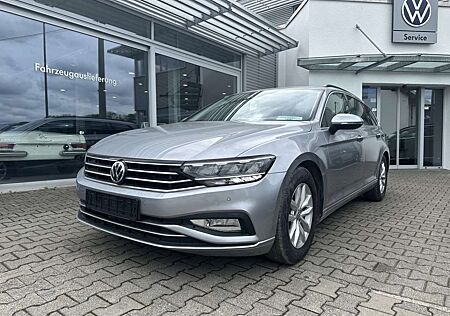 VW Passat Variant Volkswagen 2.0TDI COMFORT*LED*AHK*NAVI*KAMERA