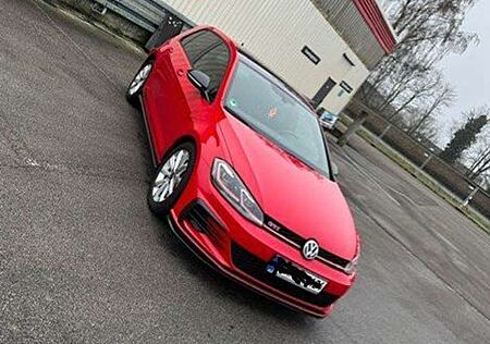 VW Golf GTI Volkswagen TCR 2.0 TSI OPF DSG
