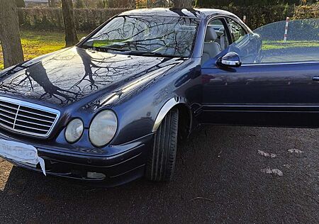 Mercedes-Benz CLK 320 Coupe Avantgarde