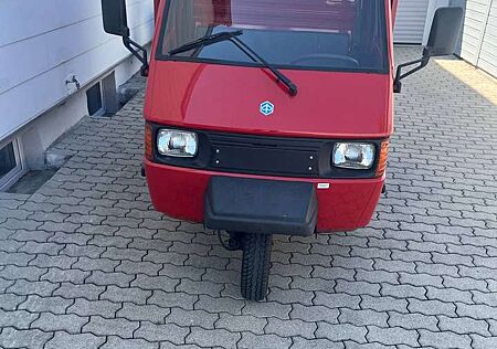 Piaggio Ape APE TM 703 Benzin, Koffer