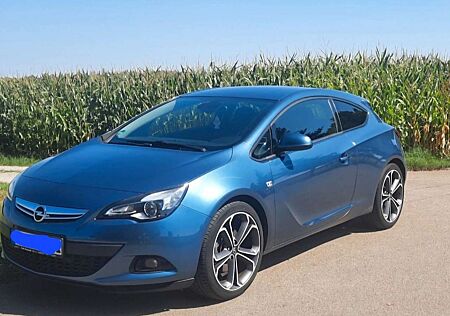 Opel Astra GTC 1.4 Turbo