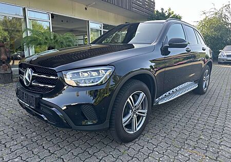 Mercedes-Benz GLC 300 de*4Matic*PANORAMA*NAVI*LED*EU6dT*