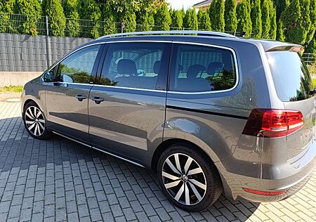 VW Sharan Volkswagen 2.0 TDI BlueMotion Technology Allstar