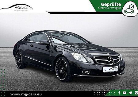 Mercedes-Benz E 250 CGI~Coupe~BlueEfficiency~Leder~Navi~SHZ!