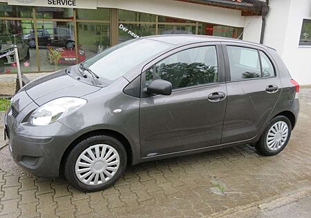 Toyota Yaris Cool