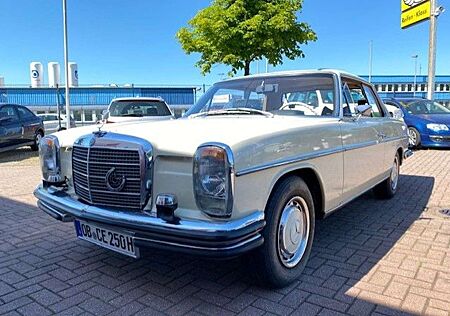 Mercedes-Benz 250 CE W114 Coupe, Automatik, Oldtimer, Histor.