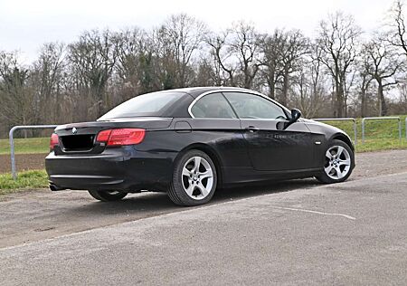 BMW 325i 325 Cabrio*Automat*Hardtop*Leder*Navi*TÜV