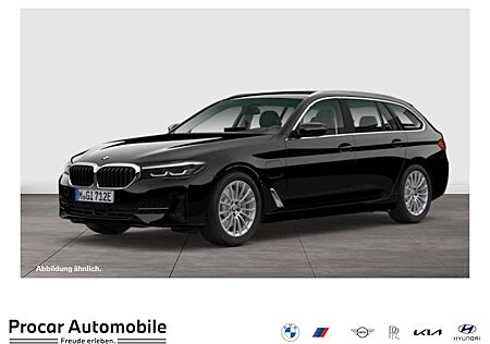 BMW 530 e Touring HUD+DAB+LED+SZH+KA 4Z