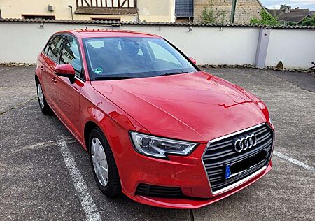 Audi A3 30 TFSI Limousine sport