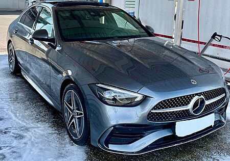 Mercedes-Benz C 200 C-Klasse Diesel d 9G-TRONIC Edition AMG Line Pano-Dach Navi DYNMIC SELECT Led Ambient Keyless Distronic Parktronic Sitzhe